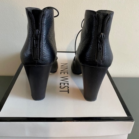 Nine West Peep toe lace up booties, Size Women's 7.5 - Picture 7 of 16